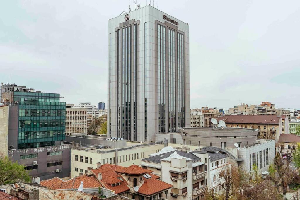 Sunny 2br Flat-top Location-amazing Views Appartamento