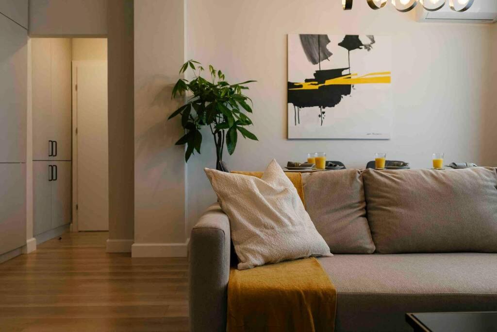 Appartamento Sunny 2br Flat-top Location-amazing Views Bucarest